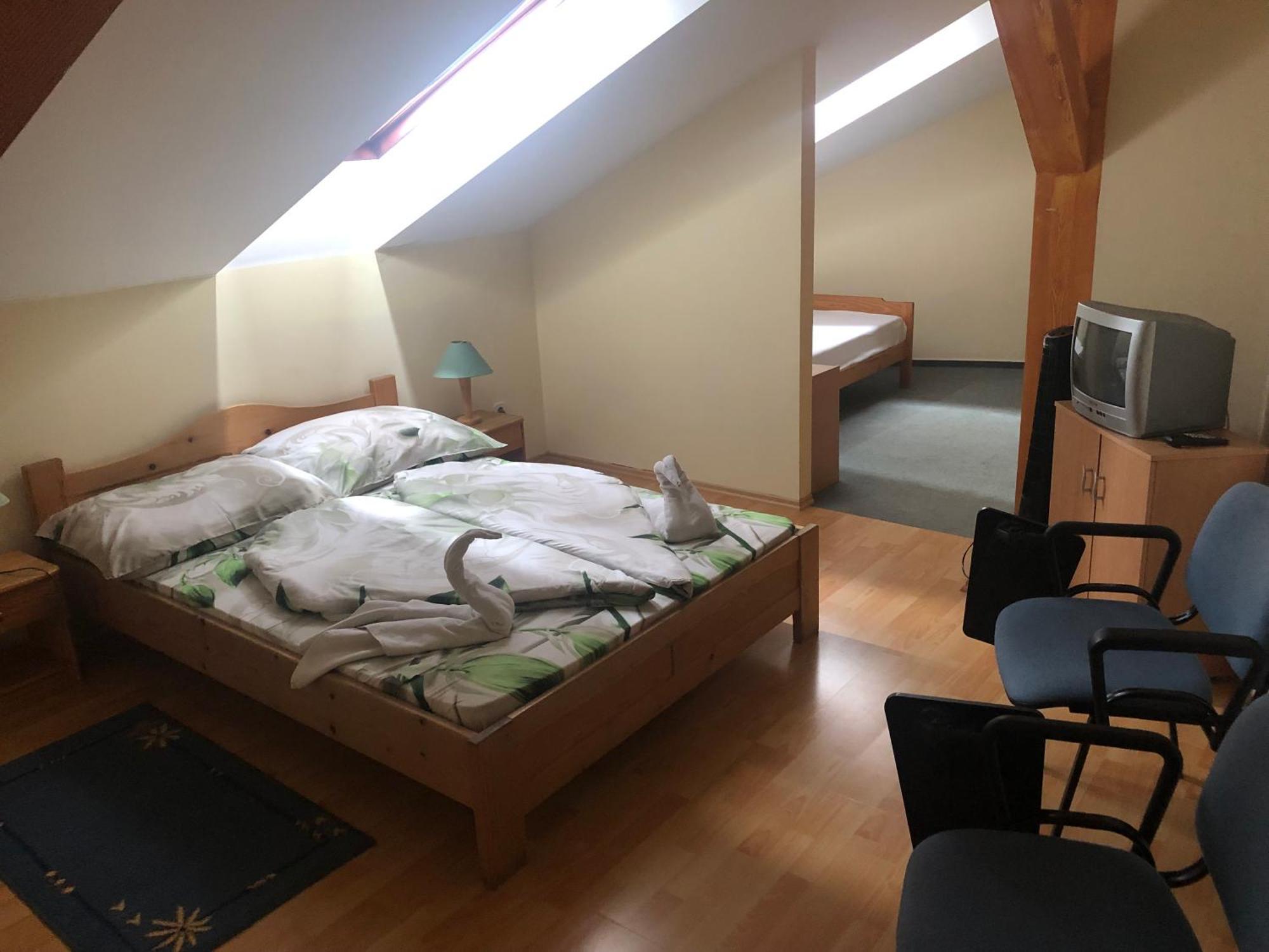 City Hotel Siofok Luaran gambar