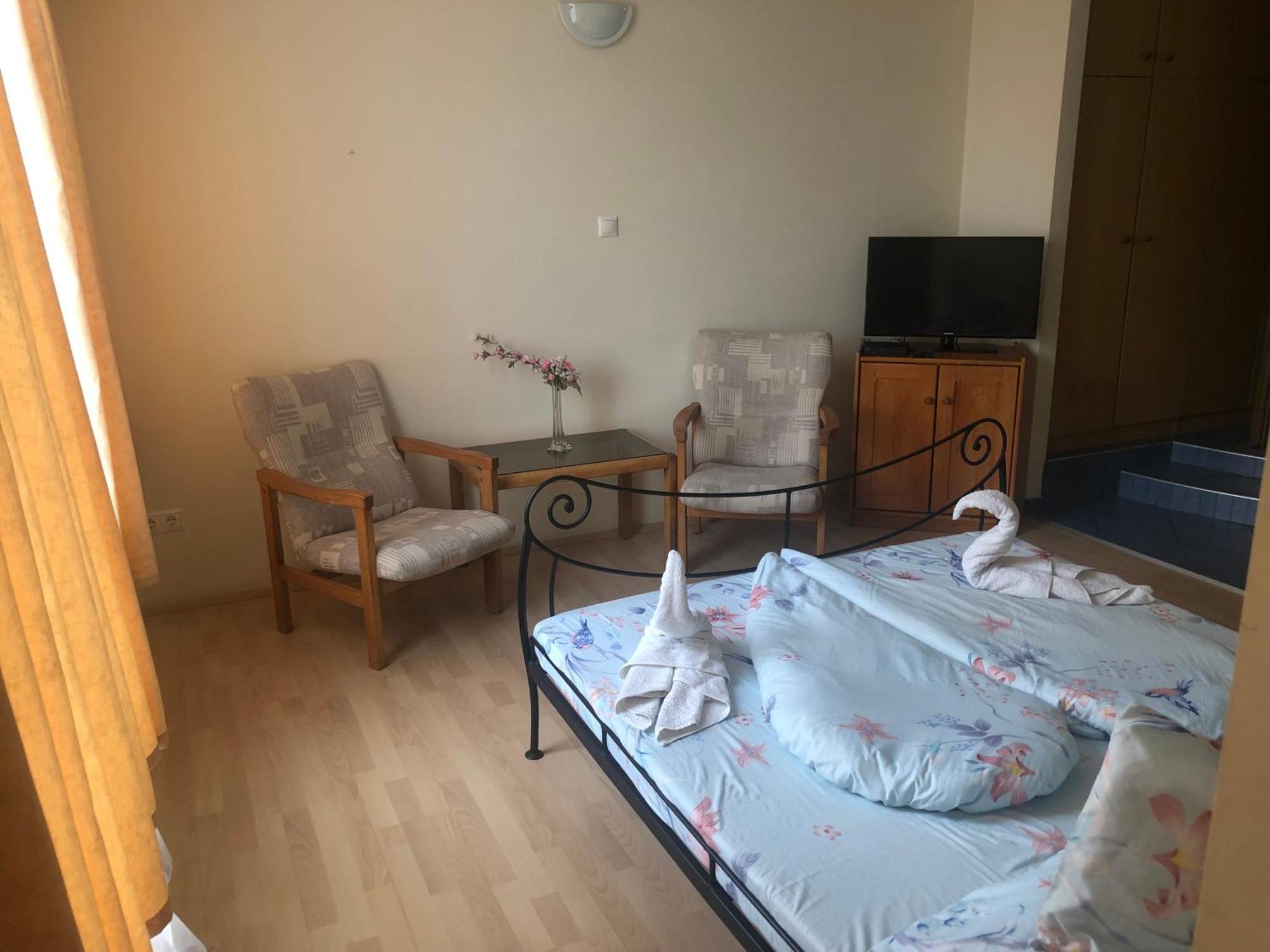 City Hotel Siofok Luaran gambar