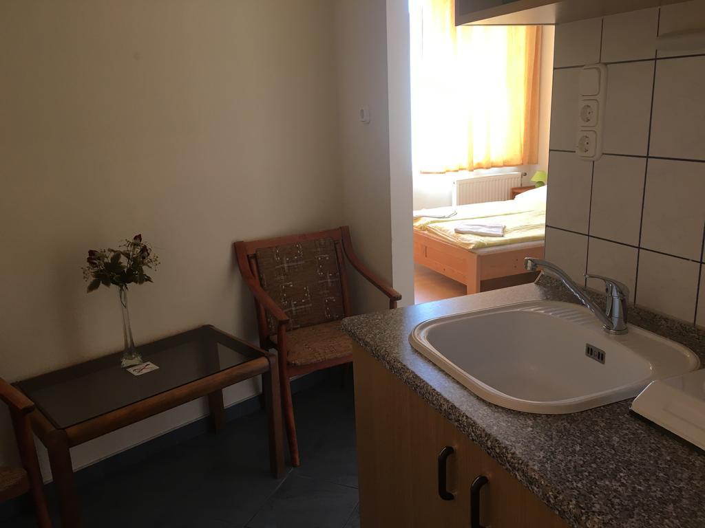 City Hotel Siofok Luaran gambar