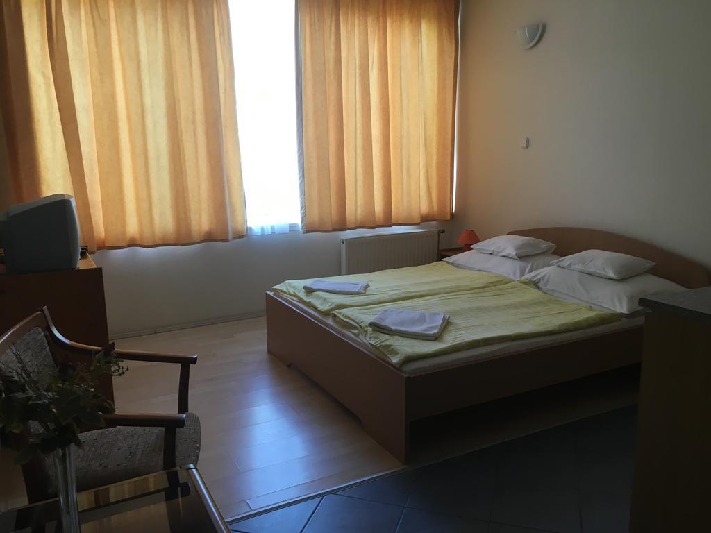 City Hotel Siofok Luaran gambar